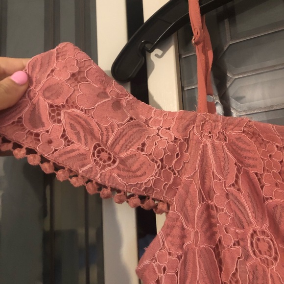 Francesca’s Pink/Peach Lace Dress - Picture 2 of 4